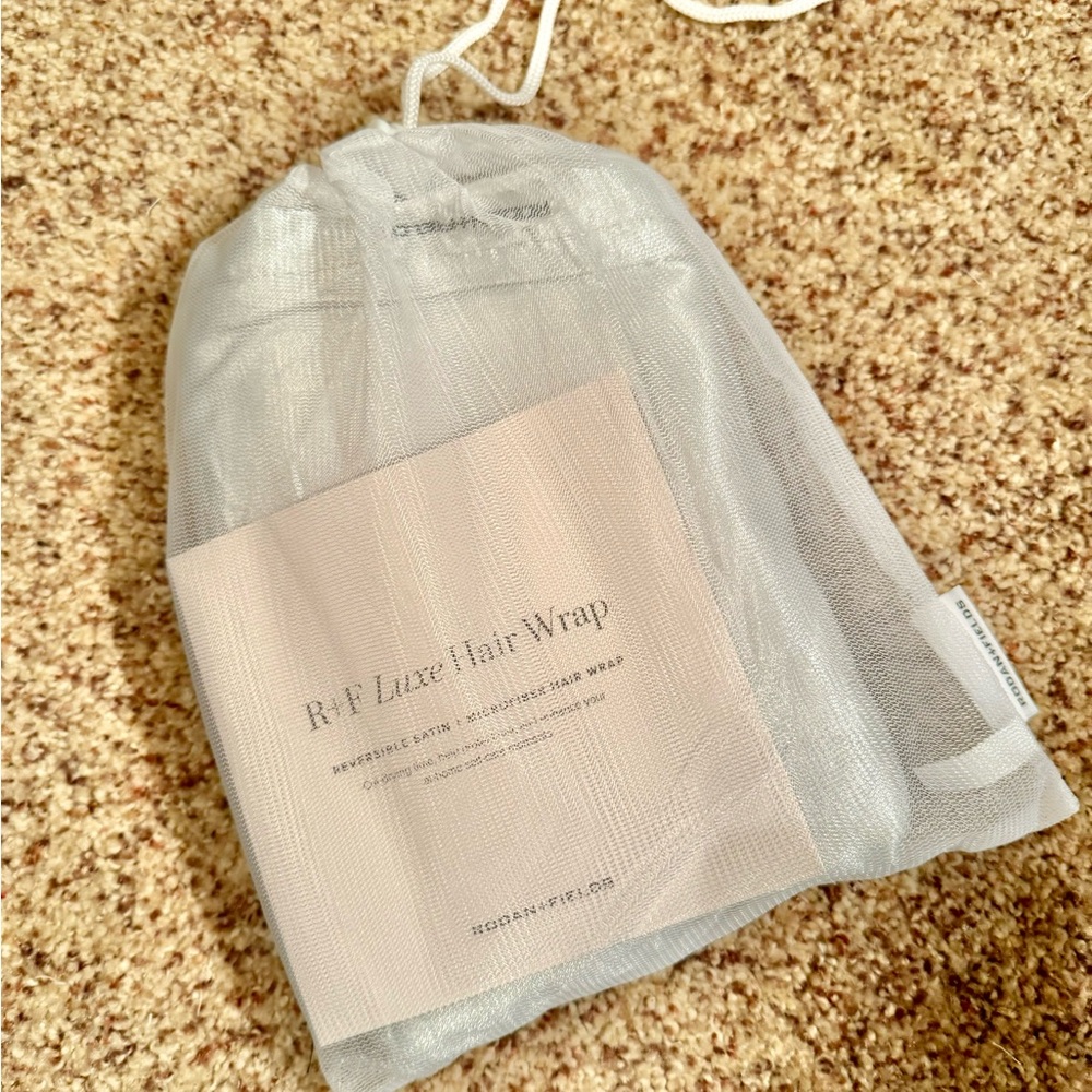 Rodan and Fields Luxe hair wrap